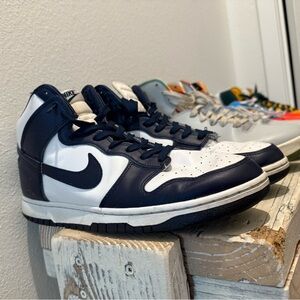 Nike Dunks Men's Dark Blue and White High-Top Sneakers